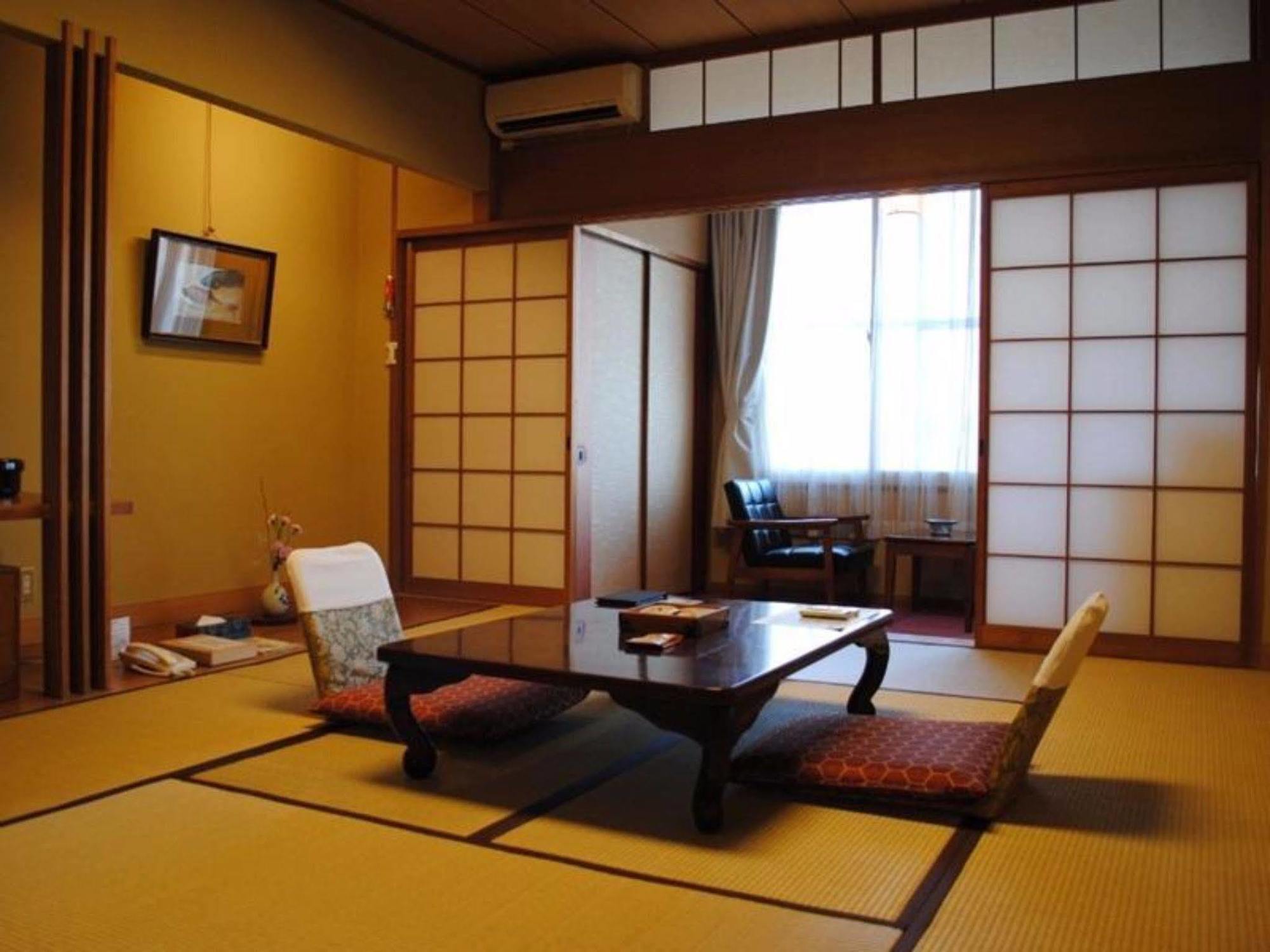 ねぎや　陵楓閣 旅館
